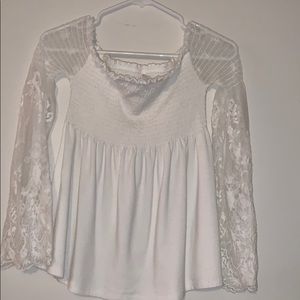 Lace sleeve shirt